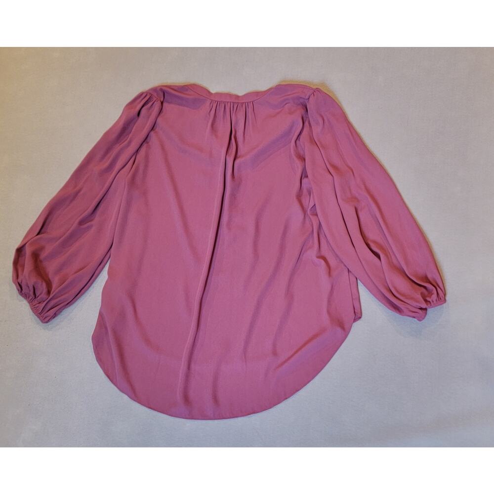 NYDJ Pintuck Pleat Back Blouse – Mauve Mist (NWT)-Size Medium - Picture 5 of 7